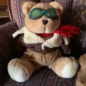 This is a Pilot Teddy Bear from BEARLAND in the 1980’s. Good condition for age
